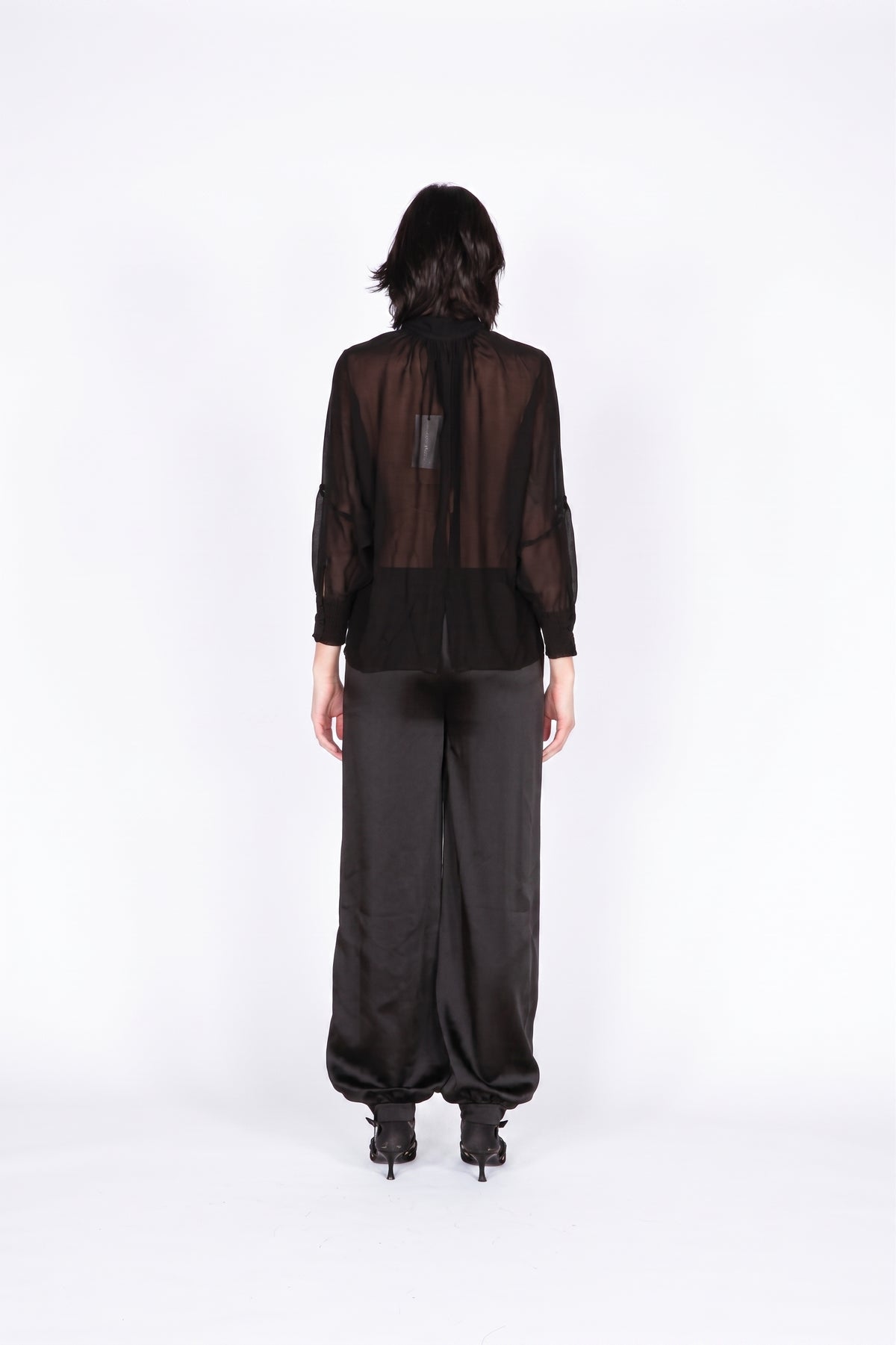 Camicia con sciarpa-3